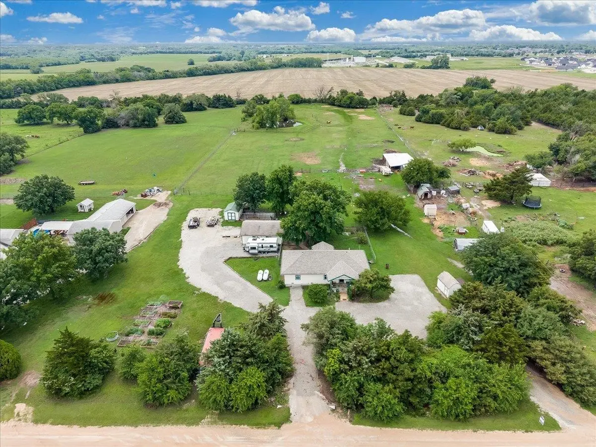 10101 E 106th St S, Mulvane, KS 67110 - #1