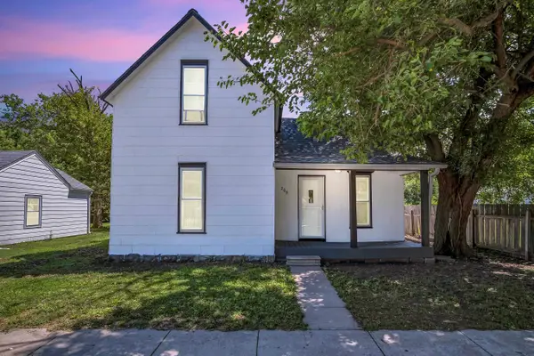 209 E Amos, Hesston, KS 67062