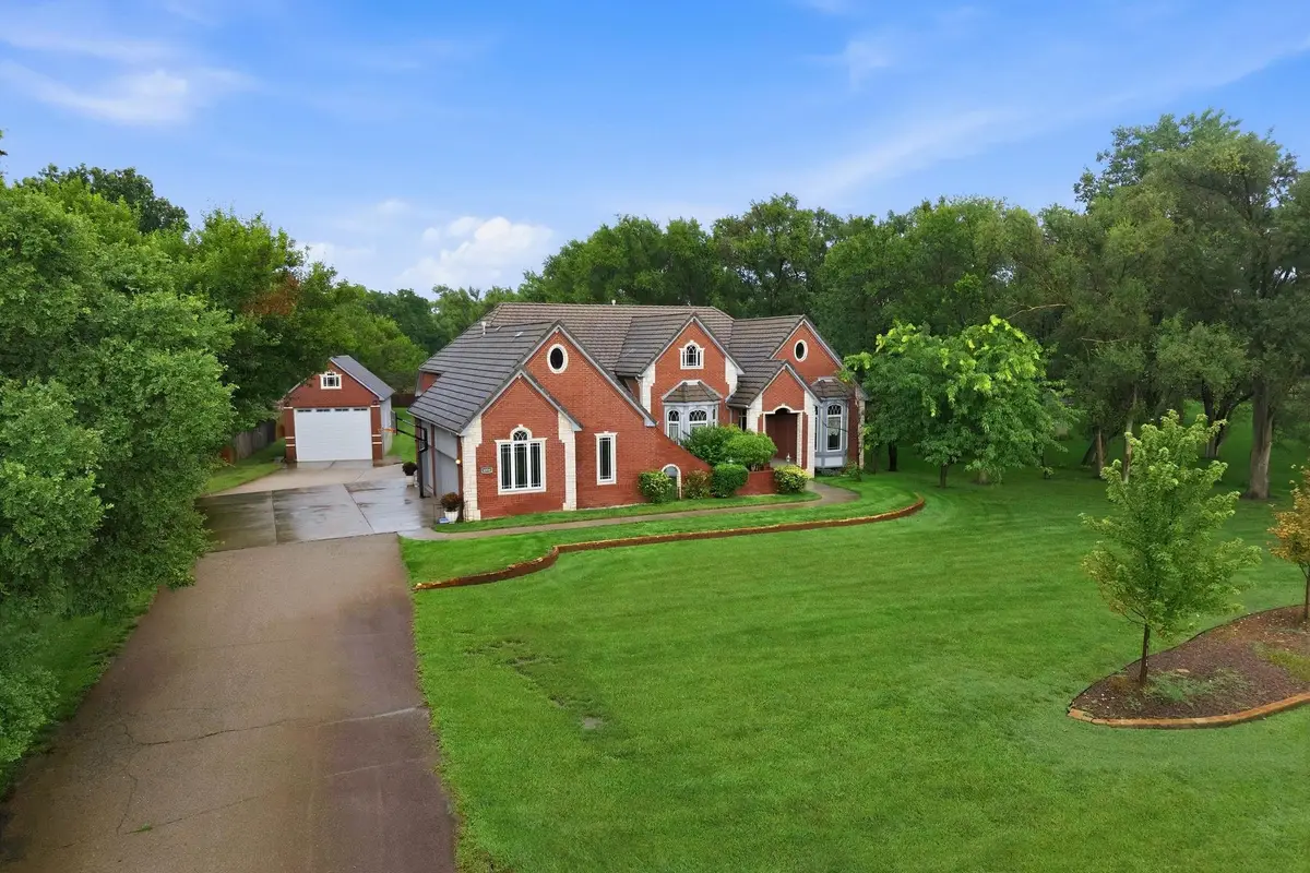 6538 N Bella Rd, Wichita, KS 67204 - #1