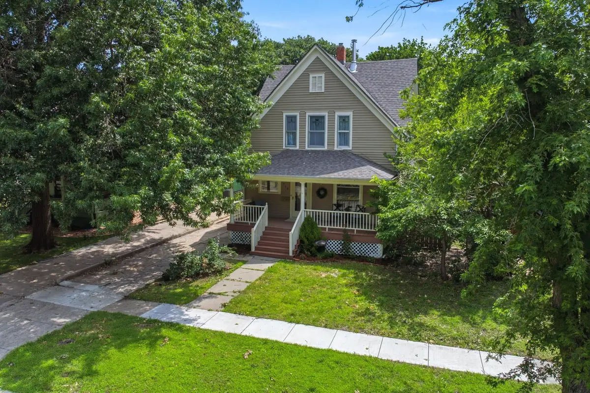 118 Harrison, Newton, KS 67114 - #1