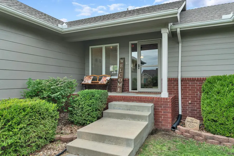 1481 S Shiloh Ct, Wichita, KS 67207 - #3