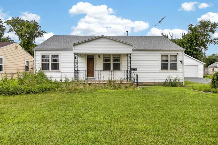 1034 S Vine St, Wichita, KS 67213 - #2