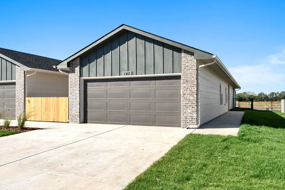 244 & 246 N Gowen St, Goddard, KS 67052 - #1