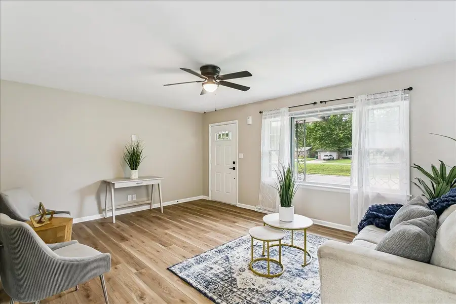 971 N Westlink Ave, Wichita, KS 67212 - #3