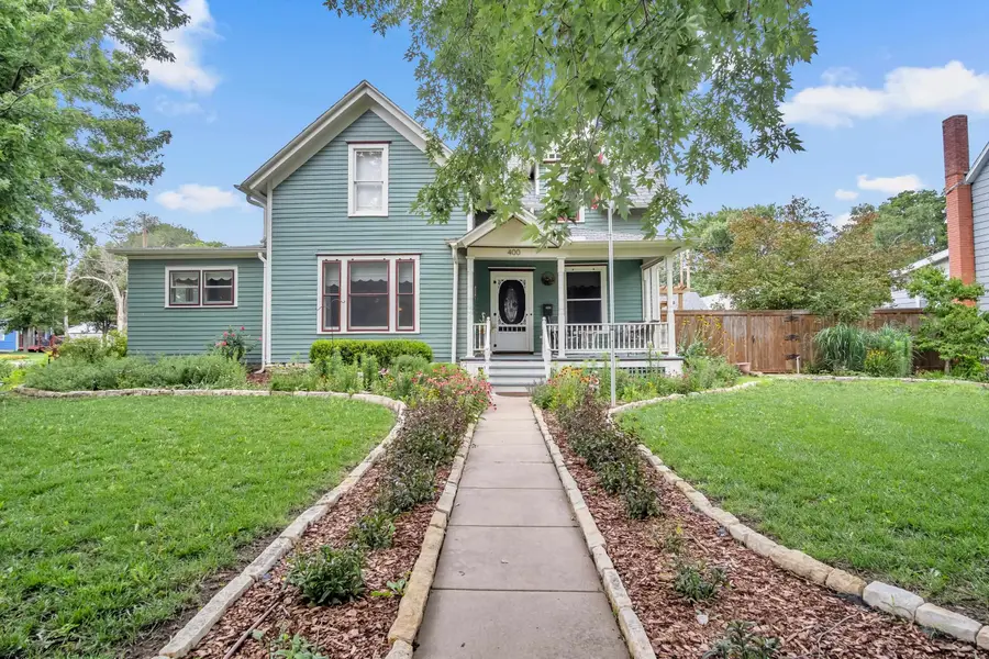 400 E 3rd, Newton, KS 67114 - #3