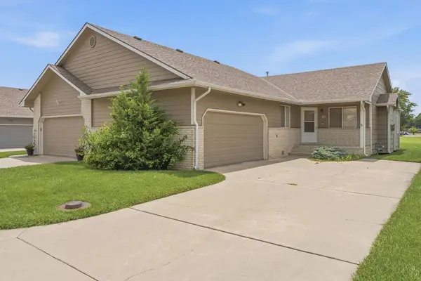 221 S Maize Rd, Wichita, KS 67209