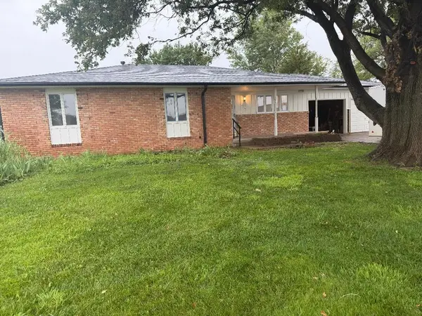 114 E Wayne, Salina, KS 67401
