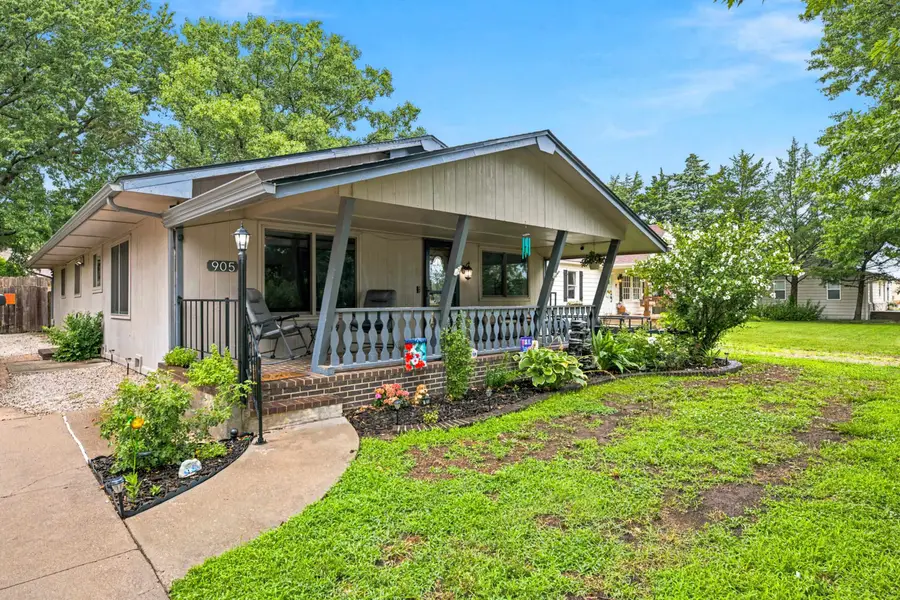 905 N Main St, Garden Plain, KS 67050 - #2