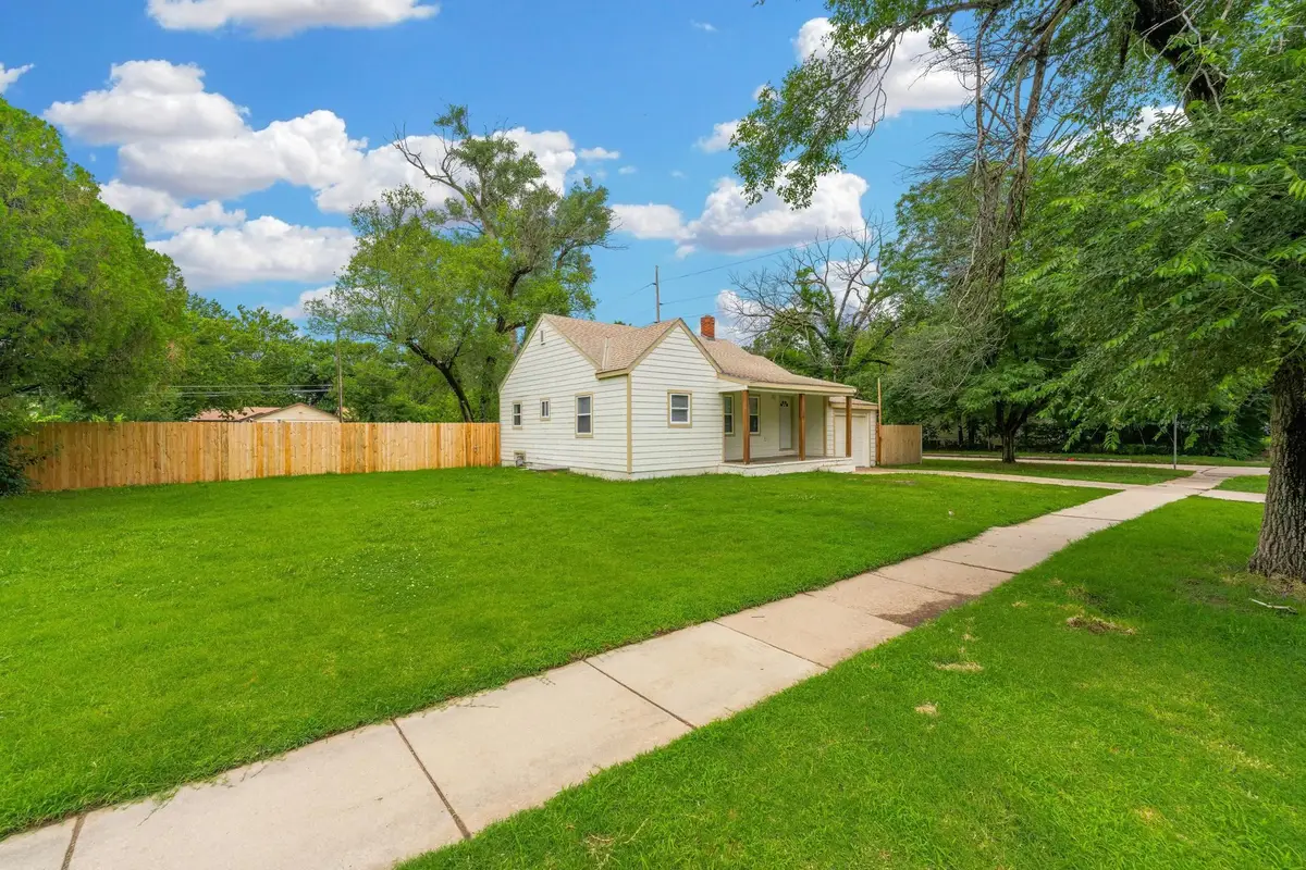 2901 S Emporia, Wichita, KS 67211 - #1