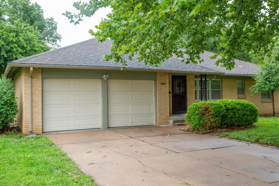 2046 N Payne Ave, Wichita, KS 67203 - #3