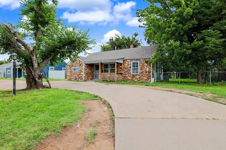2210 S Seneca St, Wichita, KS 67213 - #3
