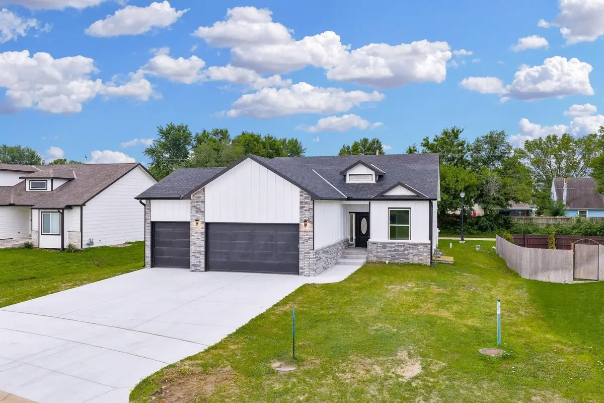 443 E Karla, Haysville, KS 67060 - #1