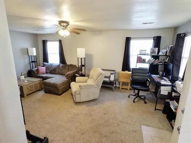 205 S 4th St, Mulvane, KS 67110 - #3