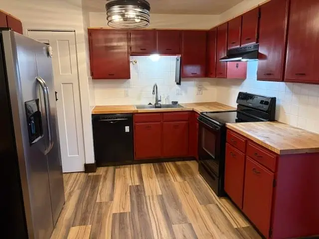 936 S Ash, Newton, KS 67114 - #2