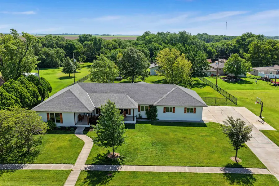 302 C St, Claflin, KS 67525 - #3