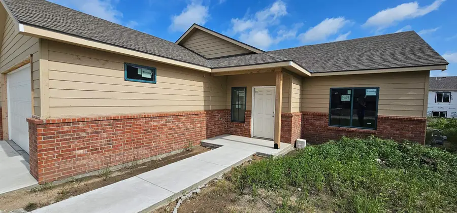 5109 N Toben Ct, Bel Aire, KS 67226 - #2
