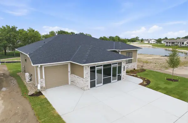 5108 N Highland St, Bel Aire, KS 67220