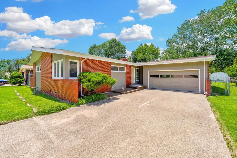 2427 N Coolidge Ave, Wichita, KS 67204 - #3