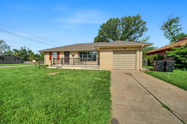 1720 Lewis Ave, Salina, KS 67401