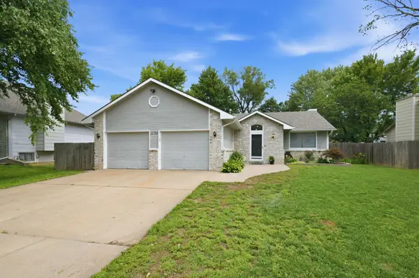 11710 W Murdock, Wichita, KS 67212
