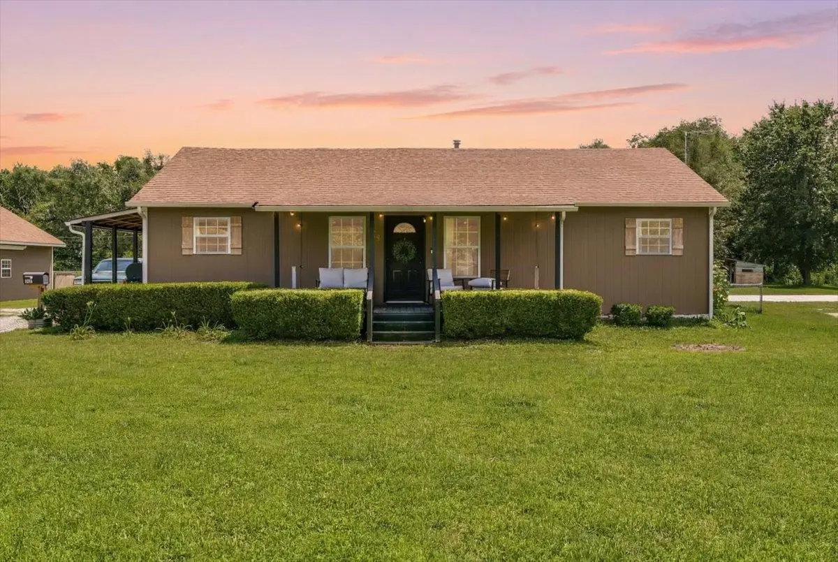 615 E 57th St S, Wichita, KS 67216 - #1