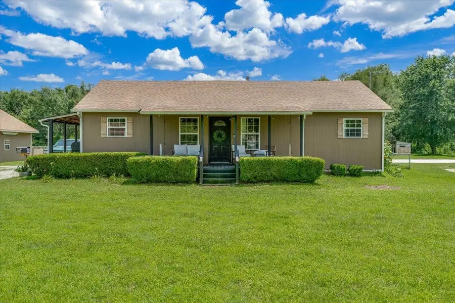 615 E 57th St S, Wichita, KS 67216 - #2