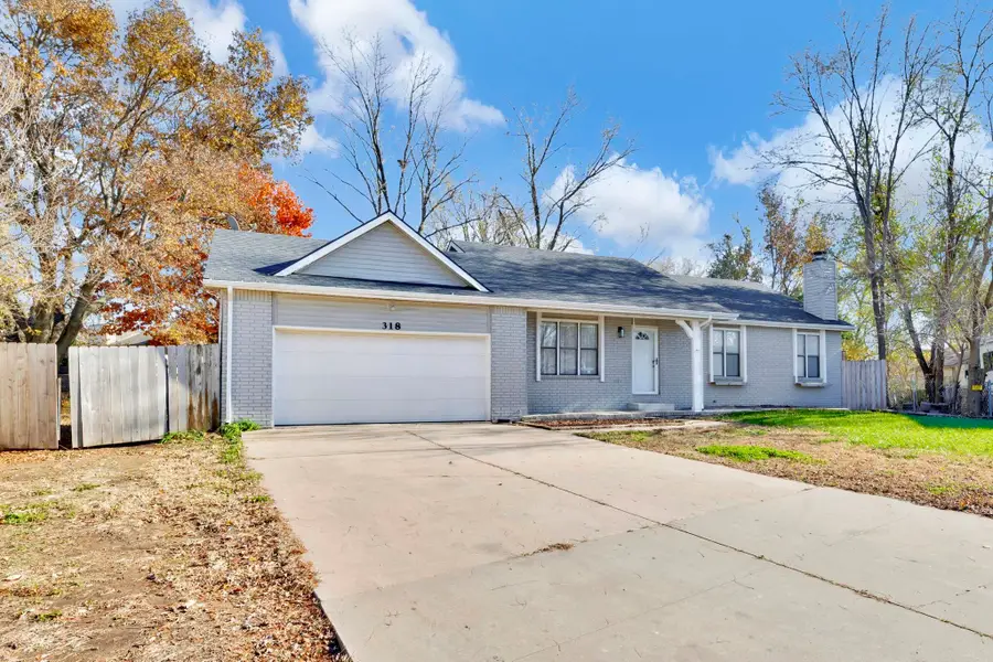 318 S Countryside, Andover, KS 67002 - #2