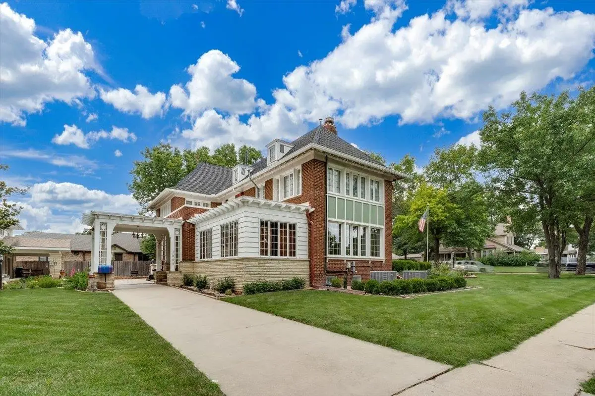 1005 W Central Ave, El Dorado, KS 67042 - #1