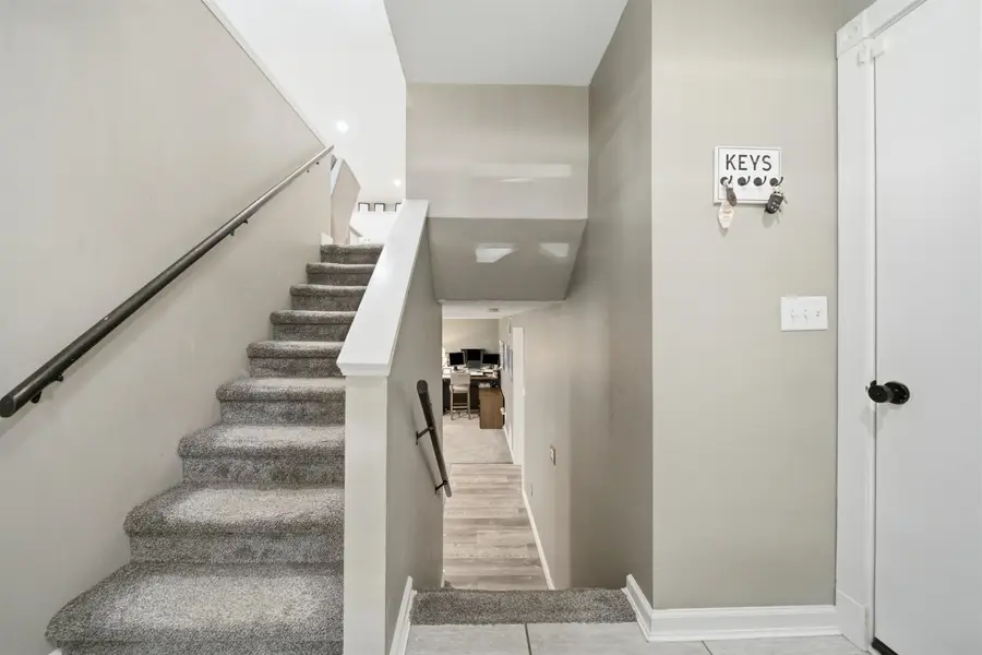 843 S Carriage Ct, Maize, KS 67101-8909 - #2