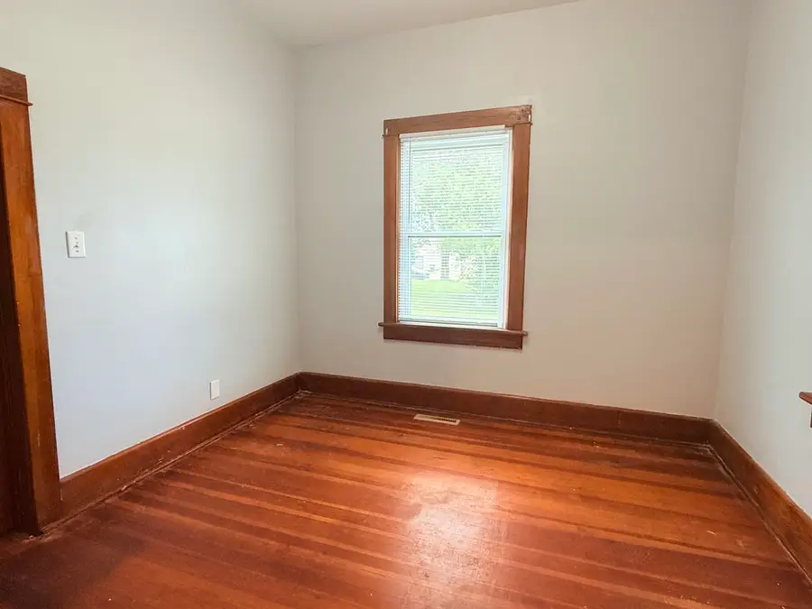 217 N Lincoln, Hillsboro, KS 67063 - #3