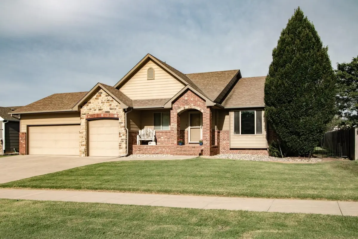 2825 N Emerson Circle, Derby, KS 67037-8798 - #1