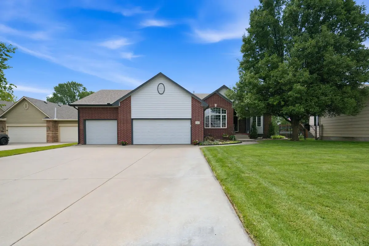 14012 W Highland Springs Ct, Wichita, KS 67235 - #1