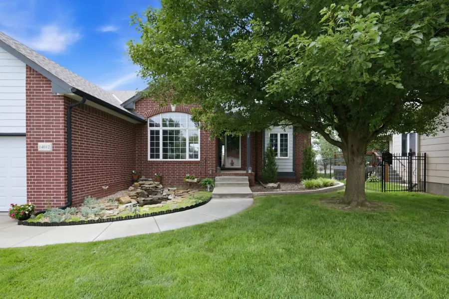 14012 W Highland Springs Ct, Wichita, KS 67235 - #2