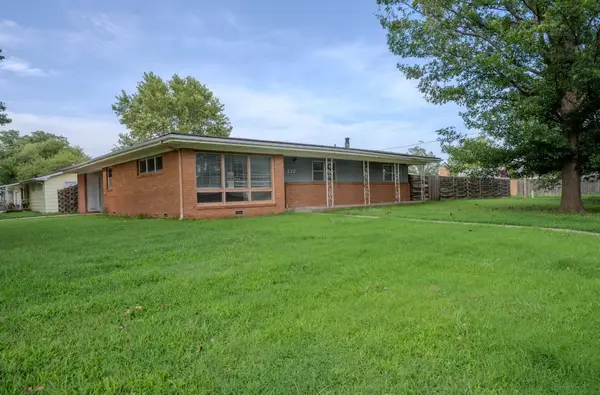 320 W College Ave, Harper, KS 67058