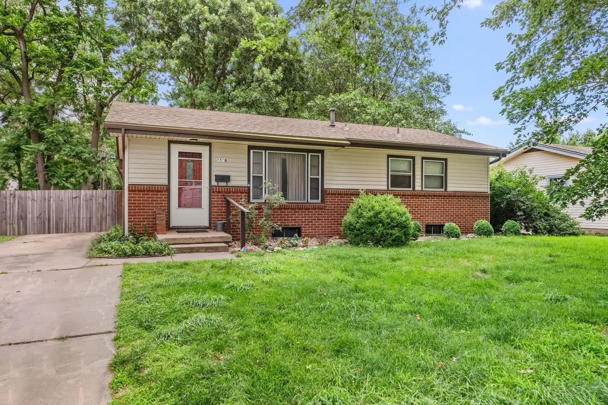 1838 N Mccomas Ave, Wichita, KS 67203-1421 - #1