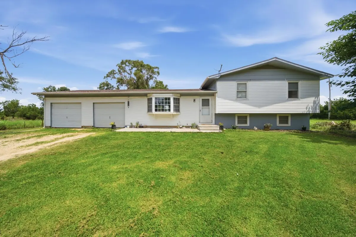 3354 SW 90th, Augusta, KS 67010 - #1
