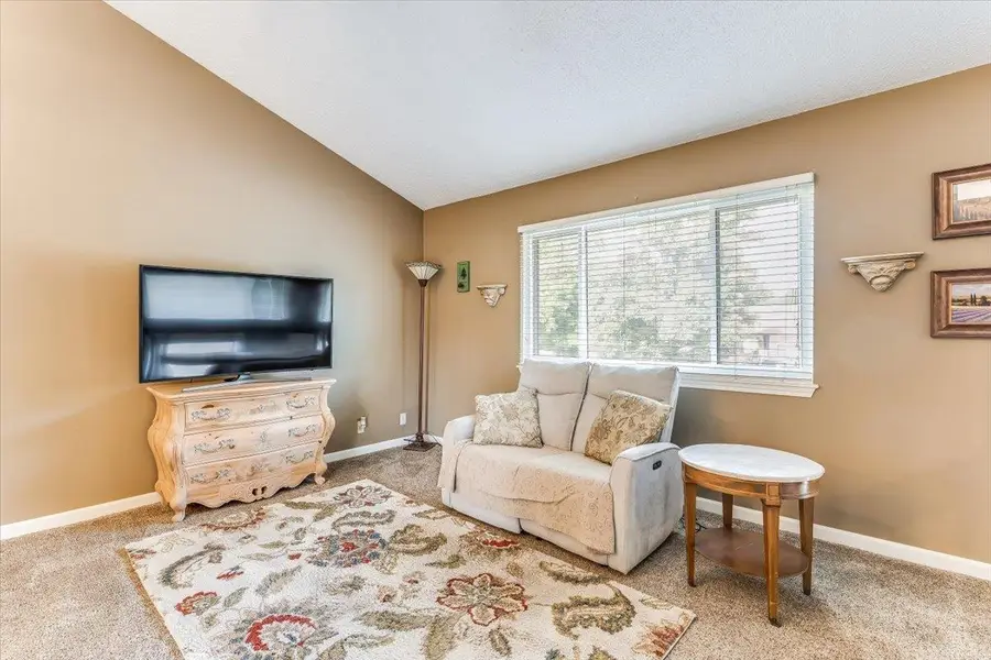 5434 S Washington Ave, Wichita, KS 67219 - #3