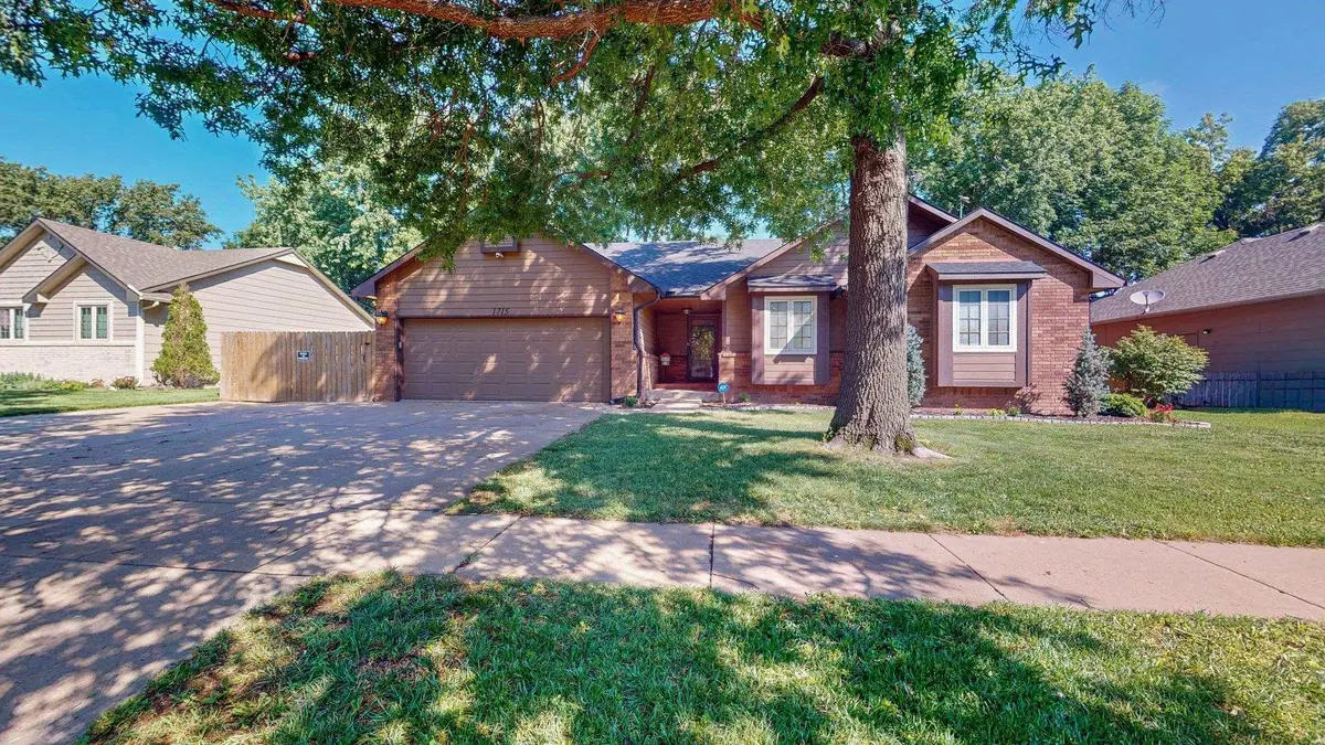 1715 N Pine Grove St, Wichita, KS 67212 - #1