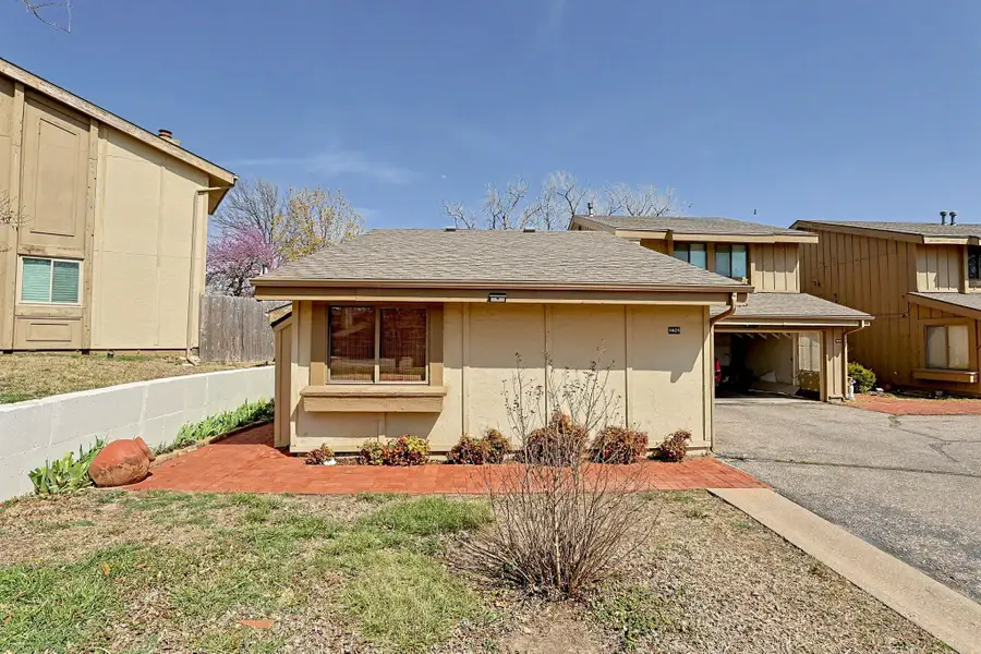 8201 E Harry #1401, Wichita, KS 67207 - #2