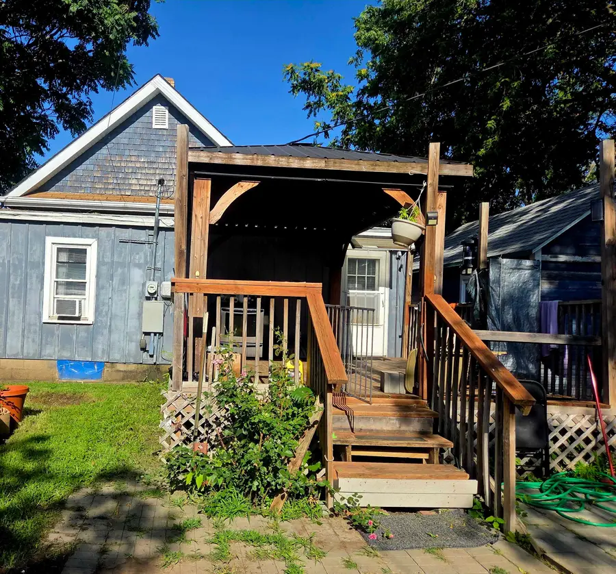 621 N 9th Street, Salina, KS 67401 - #3