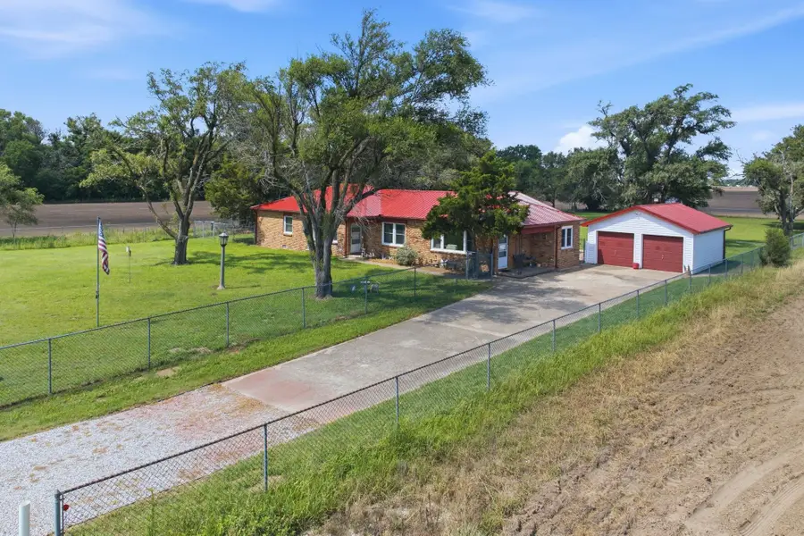 5855 N Tyler Rd, Maize, KS 67101 - #2