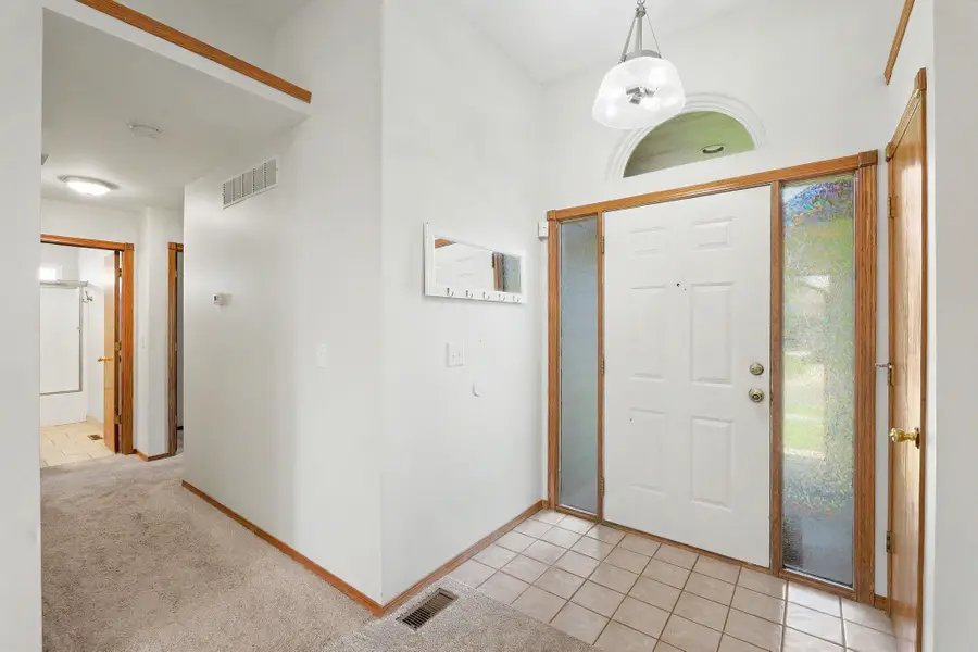 1707 E Oxford Cir, Derby, KS 67037 - #3