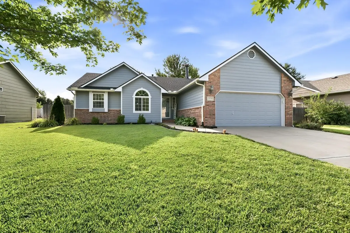 2530 N Rutgers St, Wichita, KS 67205 - #1