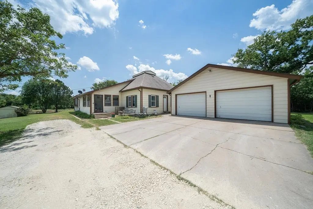 11857 SW 160th St, Rose Hill, KS 67133 - #1