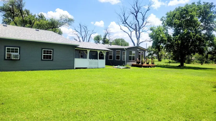 501 Westridge, Hutchinson, KS 67501 - #2