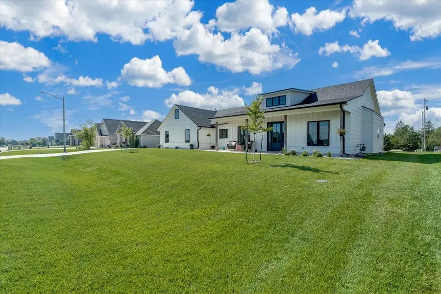 1521 E Elk Ridge Ave, Goddard, KS 67052 - #2