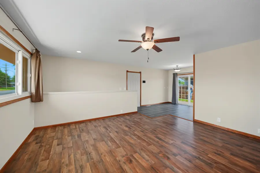 916 W Cloud St., Salina, KS 67401 - #3