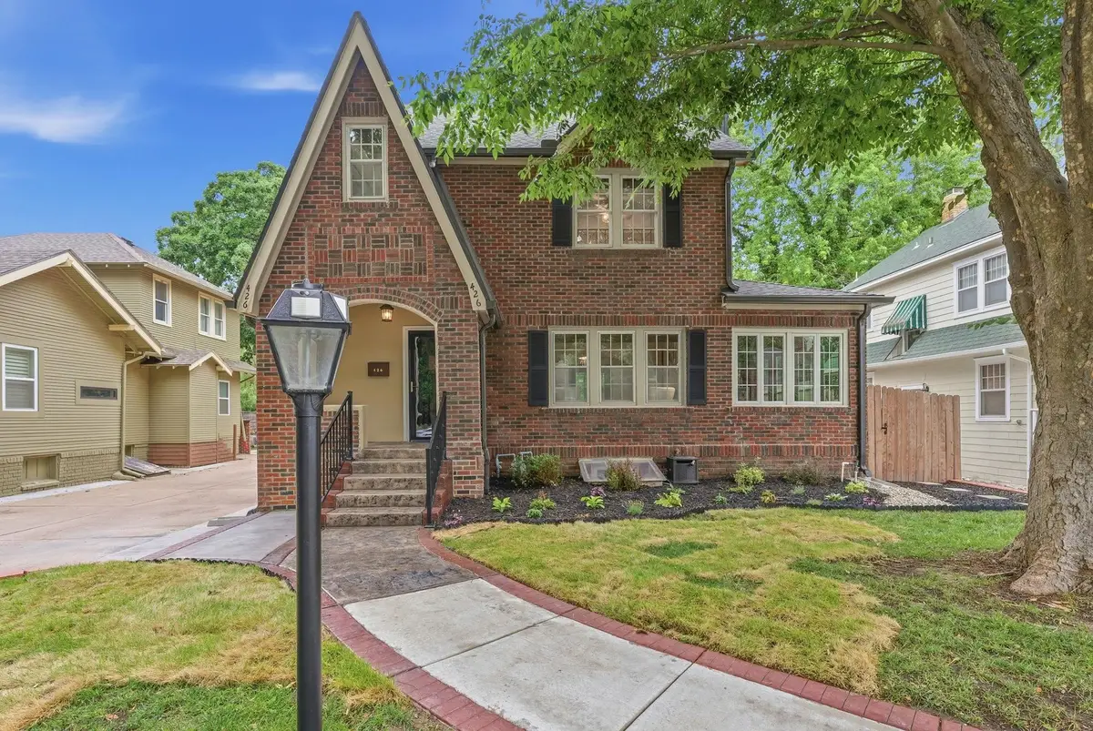 426 S Belmont St, Wichita, KS 67218 - #1