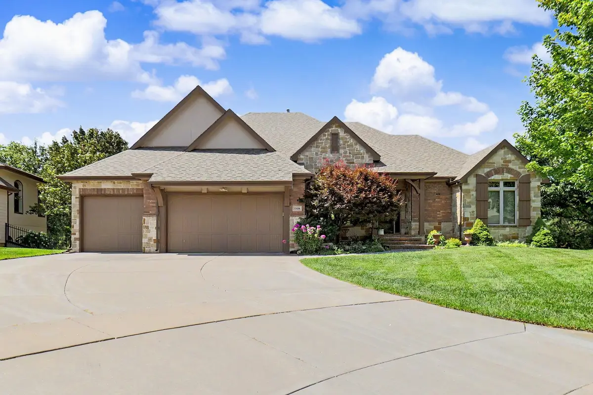 13104 E Mainsgate Cir, Wichita, KS 67228 - #1