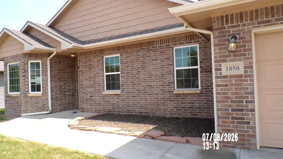 1850 S Lark Ct, Wichita, KS 67209-4402 - #2